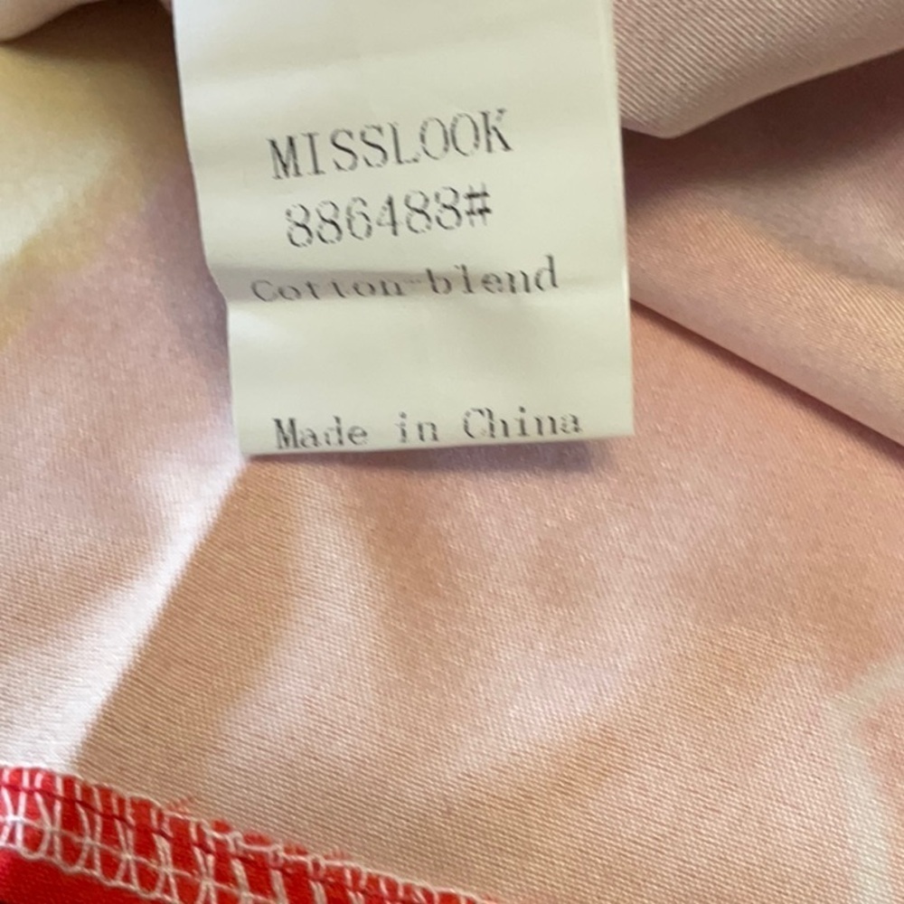 Miss Look - Picture 5 of 6